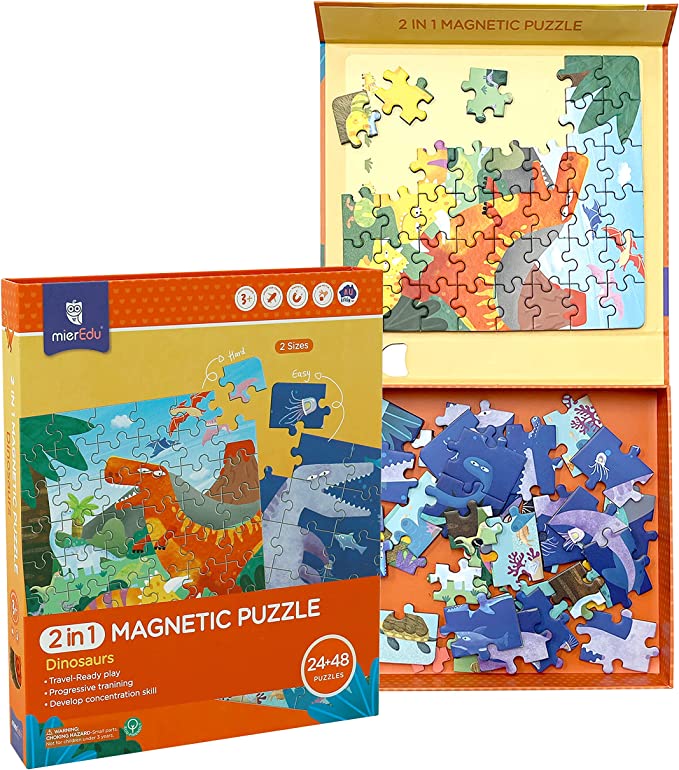 Das Puzzle zeigt verschiedene Dinosaurier im Wald, darunter T-Rex, Stegosaurus und Triceratops.